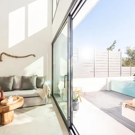 Serene Villas Halkidiki - Cfront Private Pool Nea Iraklia Exterior photo